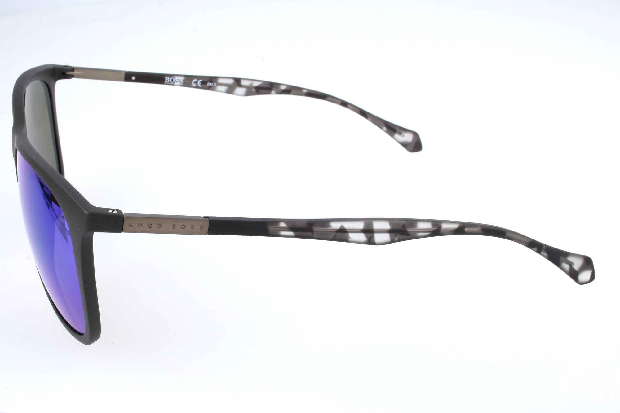 BLACK variant third image