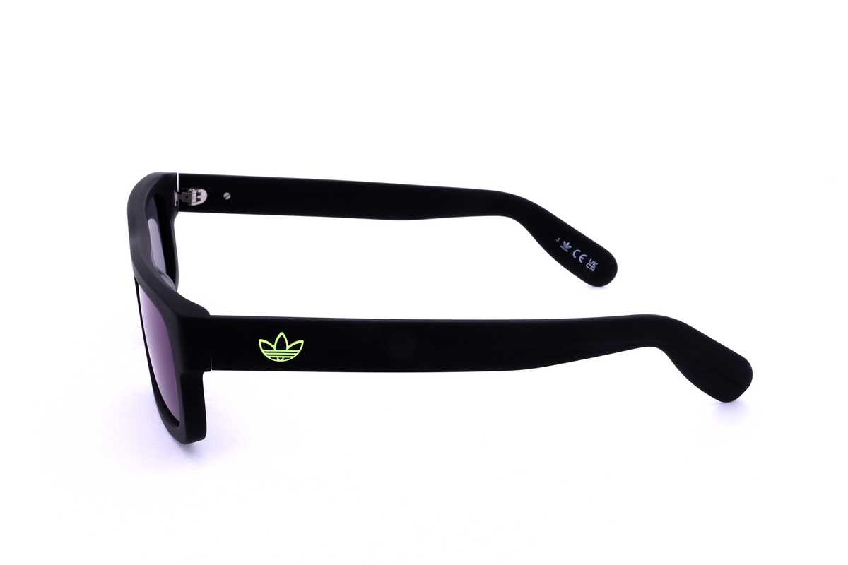 MATTE BLACK variant third image